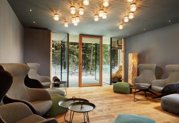 Die Fotos dürfen ausschließlich für PR- und Marketingmaßnahmen des Hotels Excelsior, St,. Vigil Enneberg, Südtirol, Italien verwendet werden. 
Jegliche Nutzung Dritter (durch Verkauf oder Weitergabe) ist mit dem Bildautor, Michael Huber | www.huber-fotografie.at, gesondert zu vereinbaren.


Copyright aller Aufnahmen:

Michael Huber

5730 Mittersill. Hallenbadstraße 4

www.huber-fotografie.at

0664 / 250 86 32