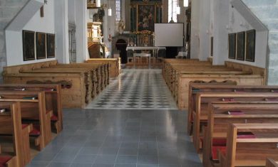 2-kirche-schabs-fliesenboden-peintner