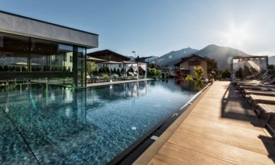 hotel-sun-peintnergroup-schwimmbad-aussengestaltung
