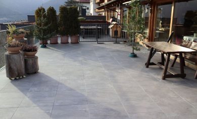 tirolerhof-terrassenfliesen-peintner-4